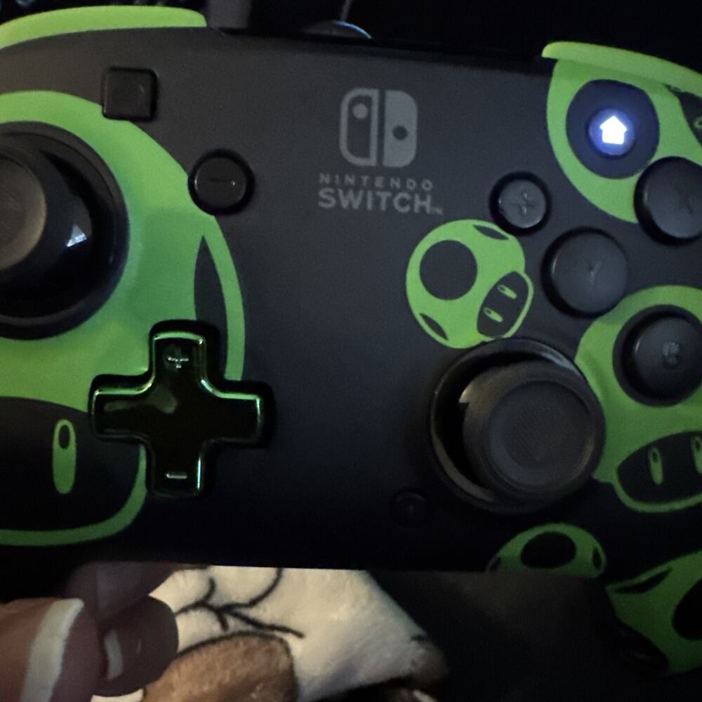 PDP Nintendo Switch Controller Glow in the Dark Rematch Wired Super Mario EUC - Picture 3 of 7